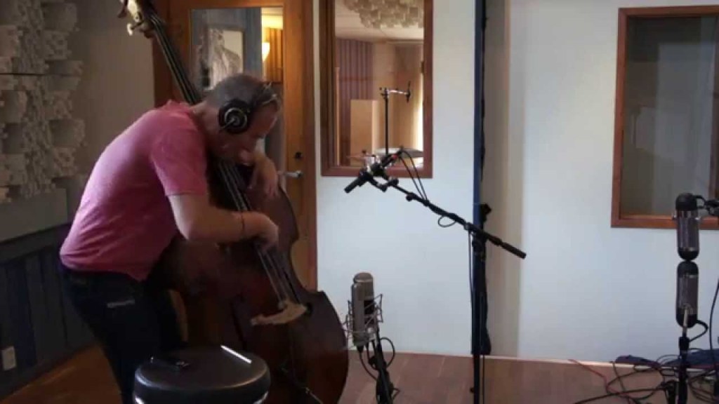 Avishai Cohen Trio - "Amethyst"